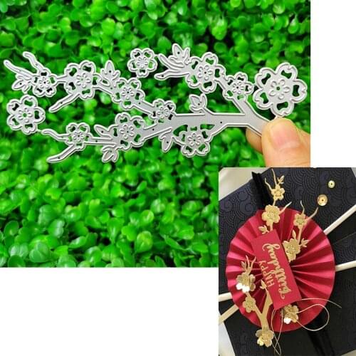 Suitable for making Christmas metal cutting die DIY scrapbook album 3D greeting card plum blossom 2021 new