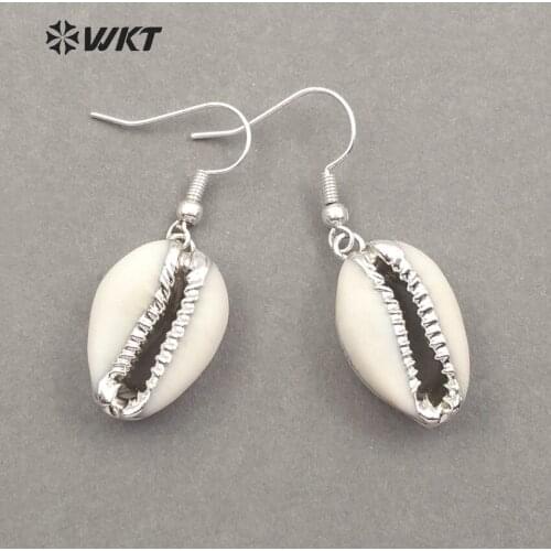 WT-E460 New Arrival Custom Special Design Custom Natural Cowrie Shell Earring With Pearl with For women Fashion Jewelry Making