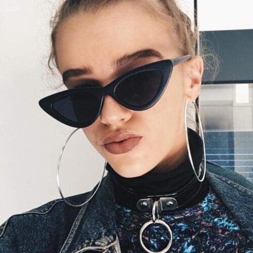 New Stylish Cat Eye Women Sunglasses Cool Party Fashion Woman Sunglass Designer Cateye Sun Glasses UV400 D'El0210