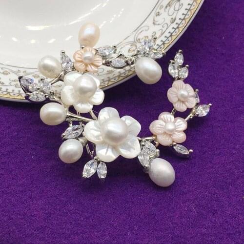Zirconia zircon solid brooch and shell brooch with imitation shell beads zircon pearl pin wedding bride wear Zircon brooch