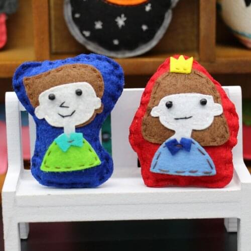 Brand New Handmade Cute Cartoon Boy and Girl Brooch Pin Fashion Jewelry All-match Children Clothing Accessories