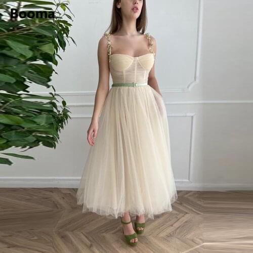 Booma Simple Beige Tulle Midi Prom Dresses 2021 Spaghetti Straps Pleated Tea-Length Prom Gowns with Pockets Wedding Party Gowns