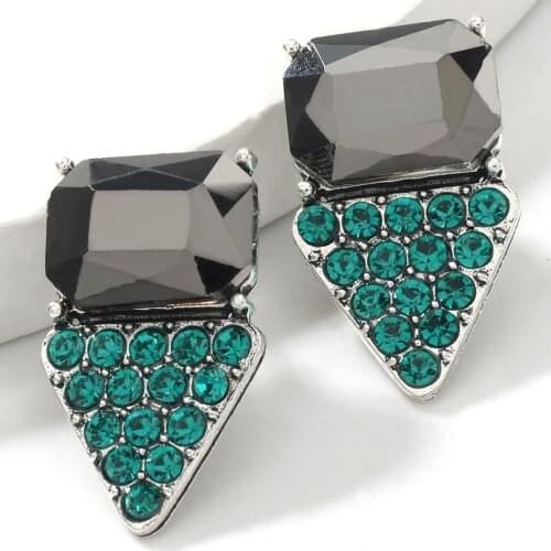 MZRiiQoong Stud Earrings