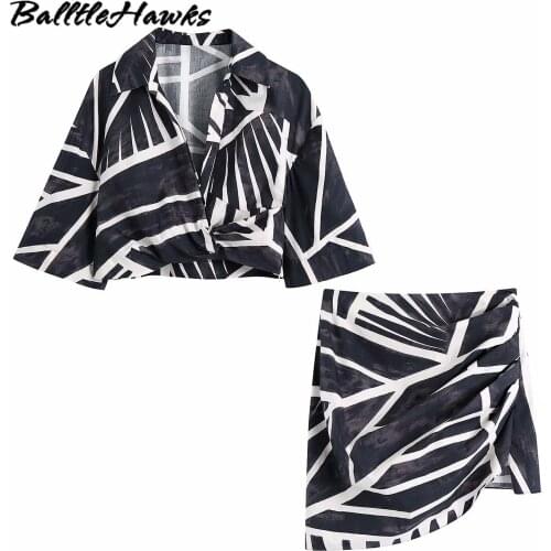 2021 New Women Two piece set Cropped Shirt & Pleated Mini Skirt Casual Fashion Summer Women Outfit Dress Sets ensemble femme