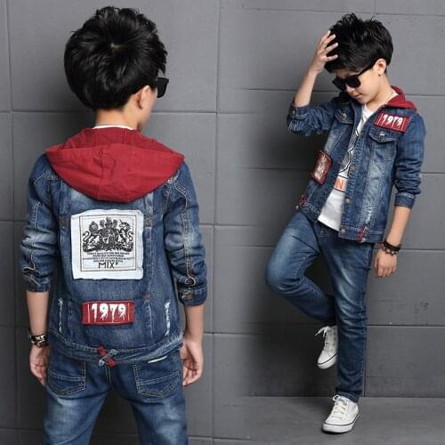 Childrens clothing boy denim suit 2020 new spring Korean childrens jacket big children Denim Jacket + Jeans 2 Pcs Set