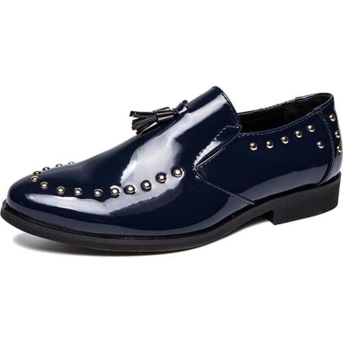 QWEDF Men Shoes Big Size Casual 2019 Rivet Tassel Loafers Black Slip On Patent Leather Mens Vintage Waterproof Men Shoes F4-70