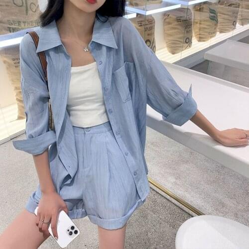 Womens Suits Design Temperament Shirt Shorts Two Piece Suits Female 2021 Summer French High Waist Wide Leg Pants Sunscreen Suit
