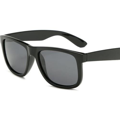 Classic Polarized Sunglasses Men Women Brand Designer Sun Glasses Male Female Simple Style Vintage Glasses UV400 Protection