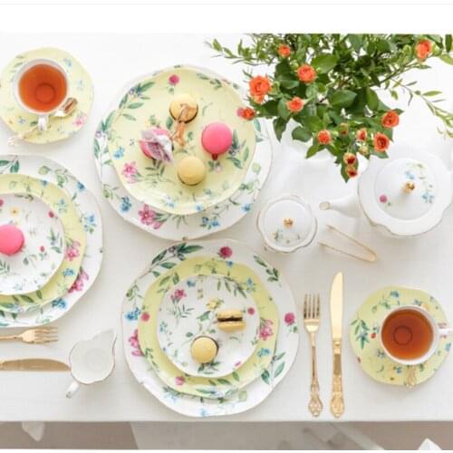 Retro ceramic coffee cup and saucer European-style compact and luxurious exquisite English afternoon tea set bone china gift