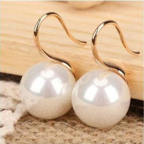Fashion Pear Drop Earrings For Women Girls Simulation Pearl Stud Earrings Vintage Ear Statement Jewelry Accessories