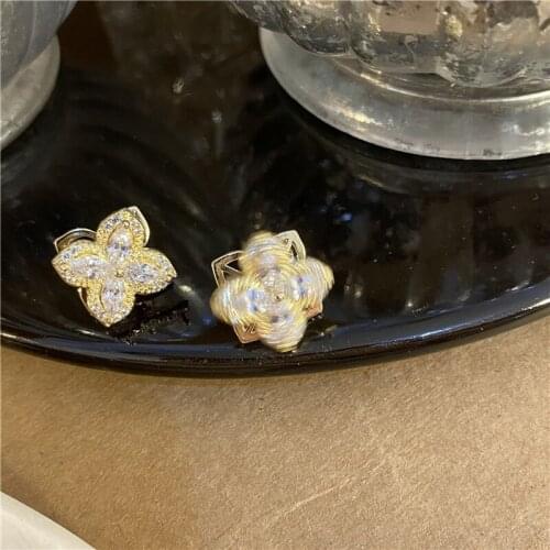 Every Dog Has His Day Four-leaf FlowerRotating High-quality Earrings 2021 Internet Celebrity Hot Style