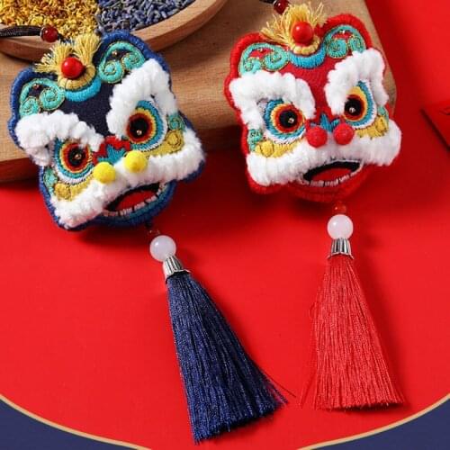 Chinese Amulet Lucky Fortune Lion Pendant DIY Embroidery Kit Handmade Material Bag Pack Needlework