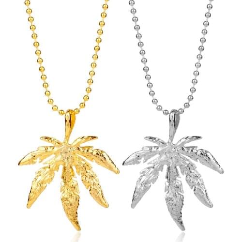 New Design Necklace Iced Out Hip Hop Maple Leaf Pendant Necklace Gold Sliver Chain Necklace for Men Women Mujer Cool Gift