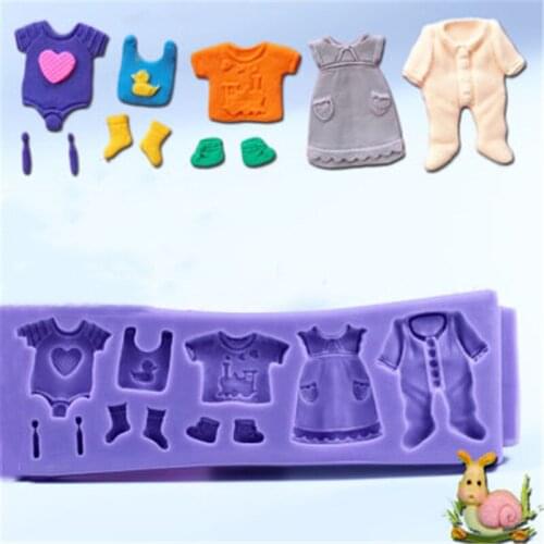 Supply Baking Tools 3D Baby Shoes Shape Fondant Cake Mold Baby Clothes Silicone Mold DIY Chocolate Baking Tool Candy Decoration