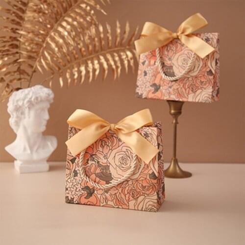 New Paper Gift Bag Chocolate Candy Packaging Gift Box Bags For Guests Wedding Bridel Baby Shower Eid Mubarak Party Favors Supply