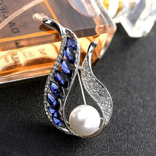 Crystal pin woman prom dress accessories pop jewelry rhinestone brooch pin alloy brooches