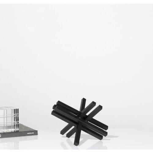 Postmodern Minimalist Black Metal Geometric Interlaced Ornaments Nordic Model Room Soft Ornaments Study Desk Furnishings