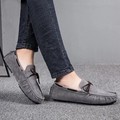 Men Leather Shoes Luxury Designer Brand Vogue Sneakers Flats Slip on Lightweight Mens Shoes Moccasin Gray Brown Black Loafers
