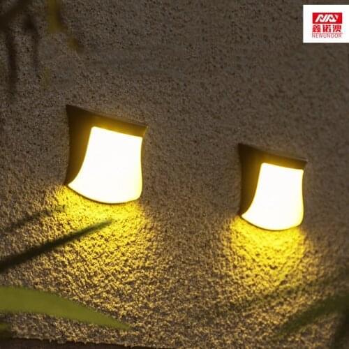 Newunoor 3 LED Solar Light Outdoor Courtyard Lamp Waterproof Step Lighting for Household Use Garden Railing Decoration