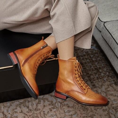 2021 Winter Women Boots Retro Chelsea boots Women Shoes luxury Women ANKLE Boots designer Genuine Leather Bullock fur boots