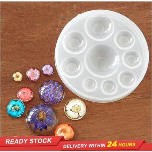 White diy crystal drop glue with bottom glass mold, time gem mold, silicone mold, hemispherical fondant cake decoration process