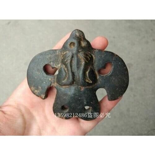 China Red mountain culture collection meteorite carving bat