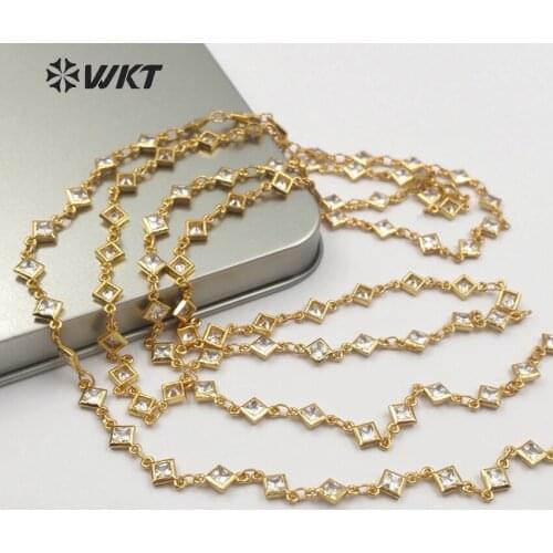 WT-BC117 WKT Classic Ladies Necklace Connection Shape Square Geometric Element Cubic Oxide Accessories Necklace