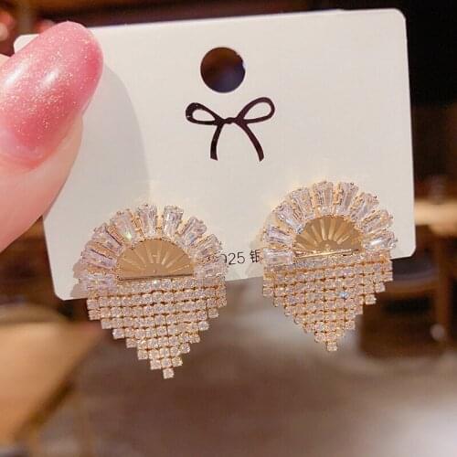 2021 Korean New Fashion Fine Grey Pearl Drop Earrings for Women Crystal Metal Temperament Rhinestone Earrings Wedding Jewelry