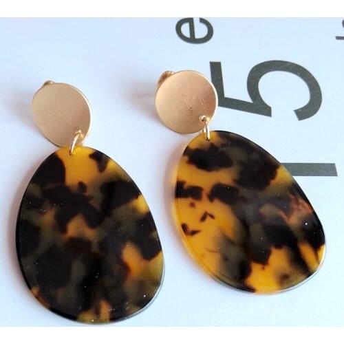 Geometric Tortoise Resin Clip Earring