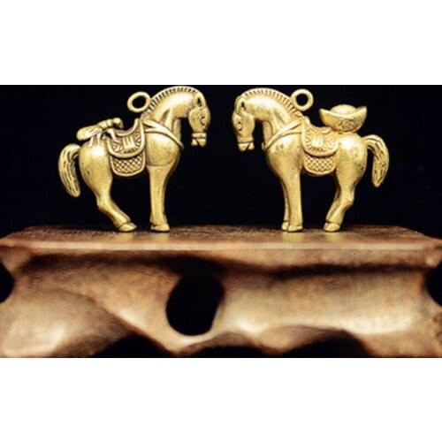 ZOCDOU 1 Piece Brass Car Keychain Pendant Horse Statue Little Figurine Crafts Figure Ornament Miniatures