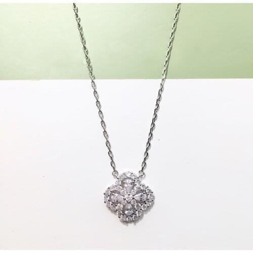 Bilincolor fashion silver color white crystal cubic zirconia flower pendant necklace for women