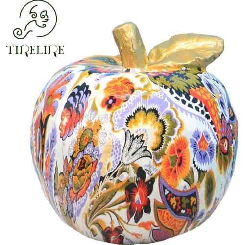 Statue Figure Sculptures Tapestry Creative Colorful Graffiti Water Transfer Apple Living Room Ornaments Decoration Modern Crafts