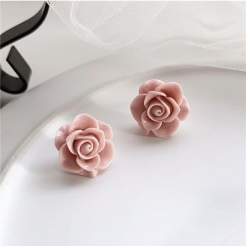 South Koreas new sweet girl rose love resin acrylic earrings, fresh personality earrings, creative gifts for women
