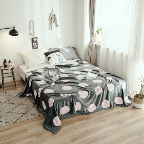 High quality Thicken plush bedspread blanket 200x230cm High Density Super Soft Flannel Blanket to on for the sofa/Bed/Car