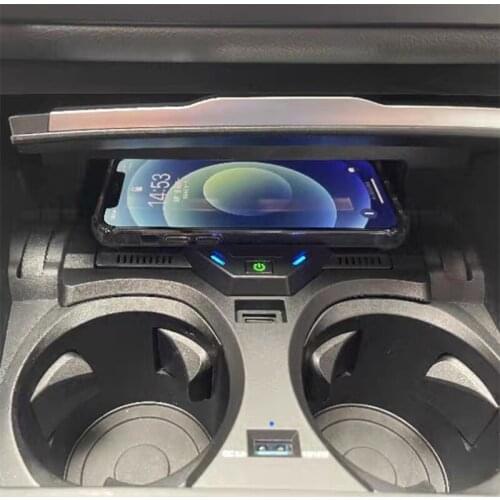 15W car QI wireless charging phone charger with NFC card key charging fast charging plate for BMW 3 Series G20 G21 G28 2019-2021