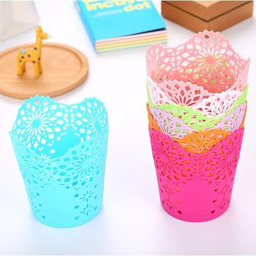1pcs Lace hollow pattern pen holder creative storage bucket decoration cute pen basket desktop small trash can storage basket