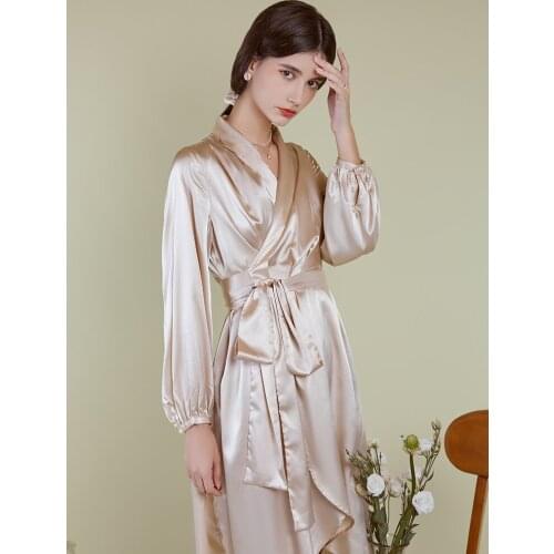 Noble Ladies Bright Pink Tunic Bathrobe Sleeves V-Neck Long Beautiful Party Evening Nightwear Sleepwear