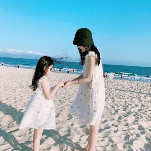 Parent-child outfit 2020 summer new girl net red dress hair must open buckle elegant princess dress