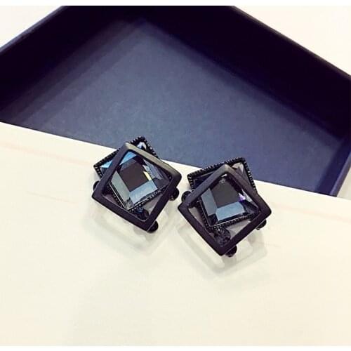 New Design Hot Sale Fashion Jewelry Simple Black Crystal Metal Earrings aretes de mujer modernos 2019