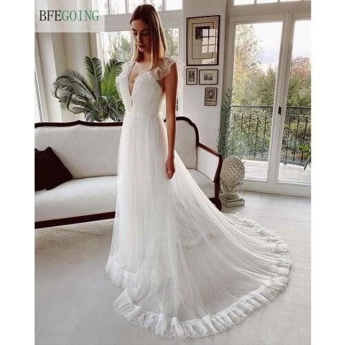 Ivory Tulle Lace V-Neck Sleeveless Bridal Gowns Floor-Length A-Line Wedding Dress Chapel Train Custom Made