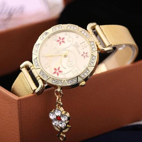 Fashion Diamond Flower Pendant Ladies Watch Gold Mesh Strap Watch