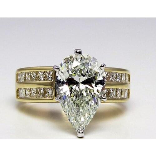 Fashion Big Clear Water Drop Crystal Rings For Women Gold Finger Rhinestone Engagement Ring Valentine Promise Ring New Arrival