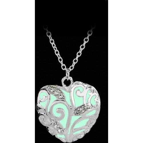 Hollow Love Heart Creative Christmas Gift Luminous Zircon Pendant Necklace Love Woman Mother Girl Gift Wedding Blessing Jewelry