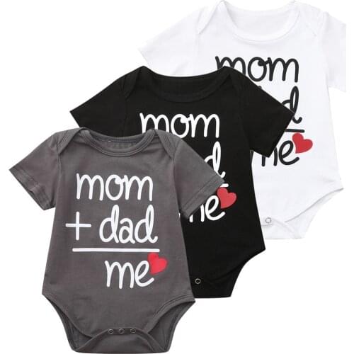 Mom And Dad Loves Me 2021 Summer Short Sleeve Baby Bodysuit Boys Girls Jumpsuit Short Sleeve Bodysuit For Newborns Baby Clothes