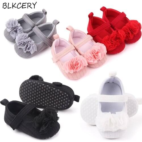 Newborn Baby Girl Shoes 1 Year Cute Kintted Flowers Footwear Toddler No-slip Loafers Infant for Walking Crib Shoes Doll Gifts