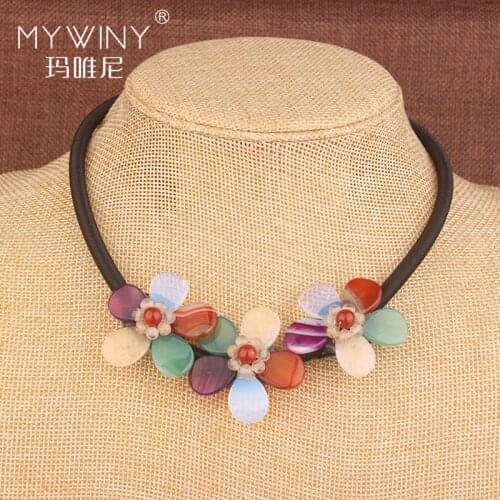 11 colors New high quality of nature stones of 3 flowers choker necklace,fashion crystal vintage necklace women ethnic necklace