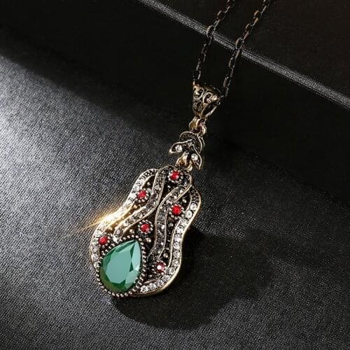 Wbmqda Bohemia Pendant Necklace For Women Antique Gold Punk Green Resin Vintage Jewelry Crystal Gift