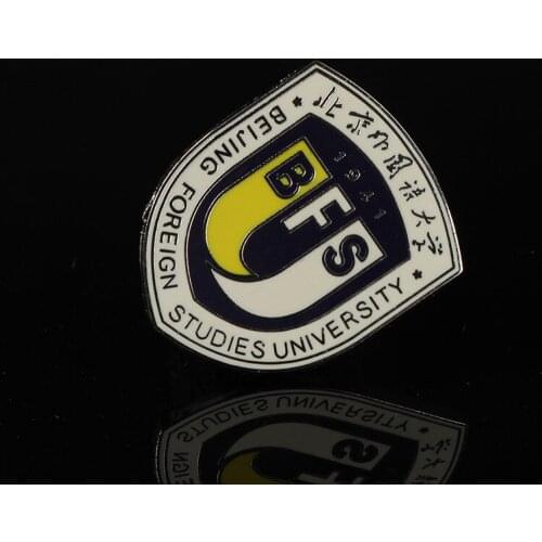 Supply metal badge school badge pattern custom paint badge