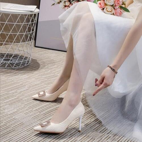 2021 New White Lace Wedding Square Button Drill Bridal Plus Size Women Shoes 41 42 43