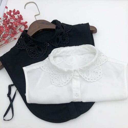 Women White Black Shirt Fake Collar Blouse Vintage Detachable Shirt Collar Female False Collar Lapel Handmade Necklace Decor